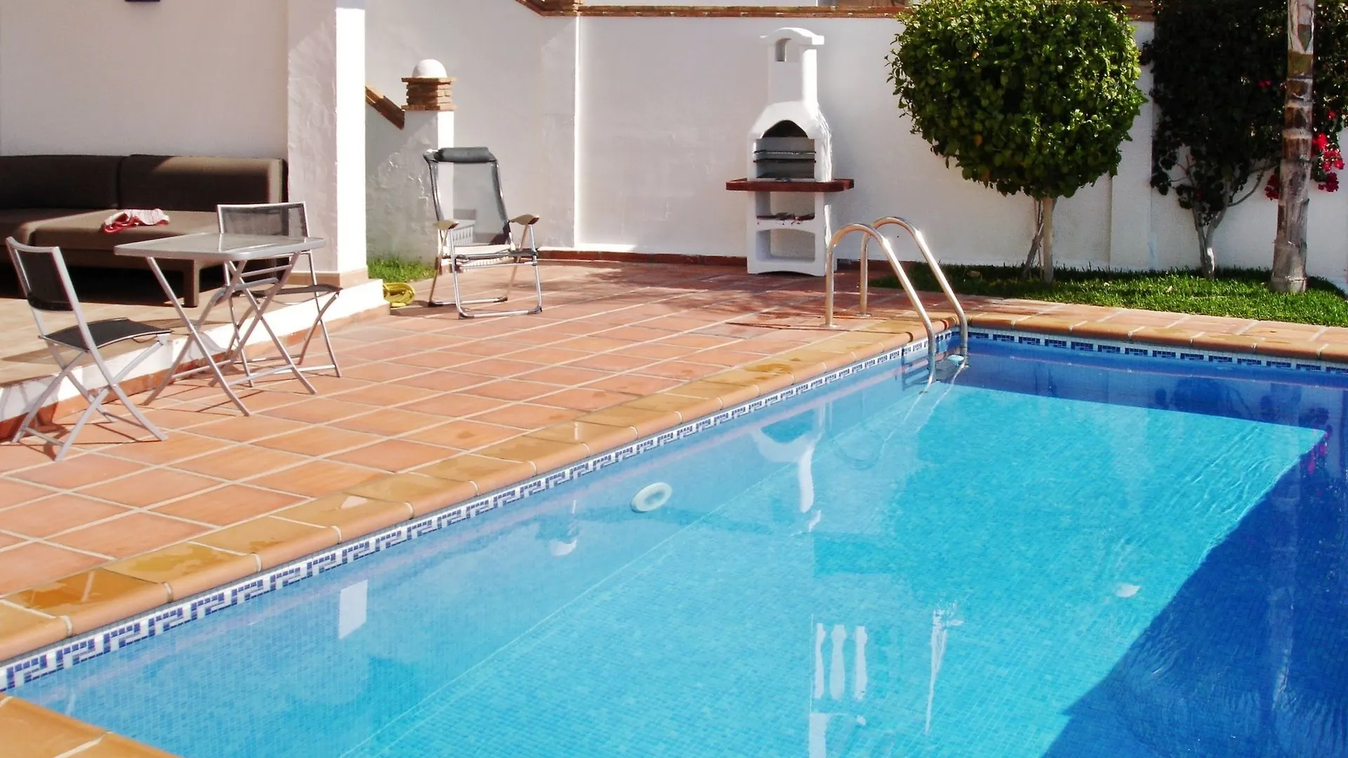 Apartment Mirador De Proa A Gorgeous, 4-Bedroom House In Sunny Almunecar With A