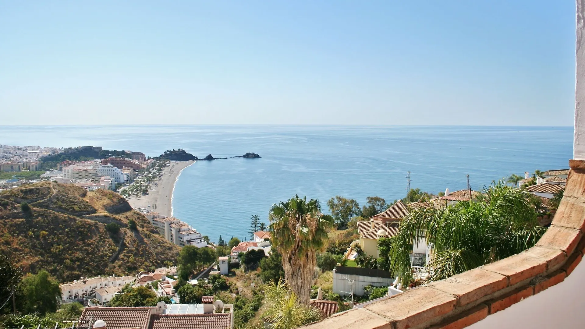 Mirador De Proa A Gorgeous, 4-Bedroom House In Sunny Almunecar With A